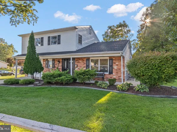 2 Robscott Turn, Newark, DE 19713