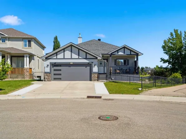 124 W Creek Gln, Chestermere, AB T1X 1P8