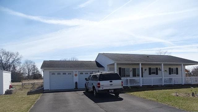 1st image of 2739 West Whitetail Lane
