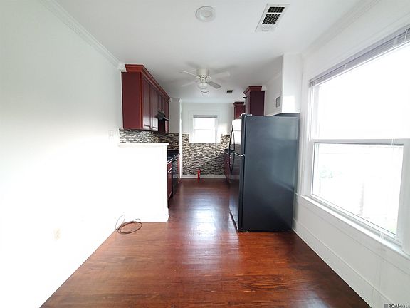5th image of 2166 Oleander St
