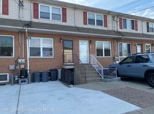 198 Maple Pkwy, Staten Island, NY 10303