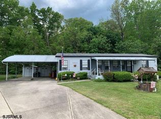 18A Spruce Dr, Sicklerville, NJ 08081