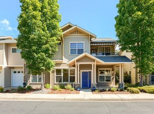 815 Boulder Creek Ln, Ashland, OR 97520