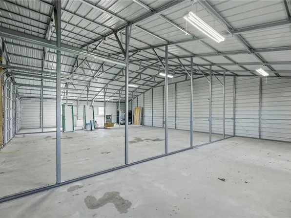 324 N Osborne St, Iola, KS 66749