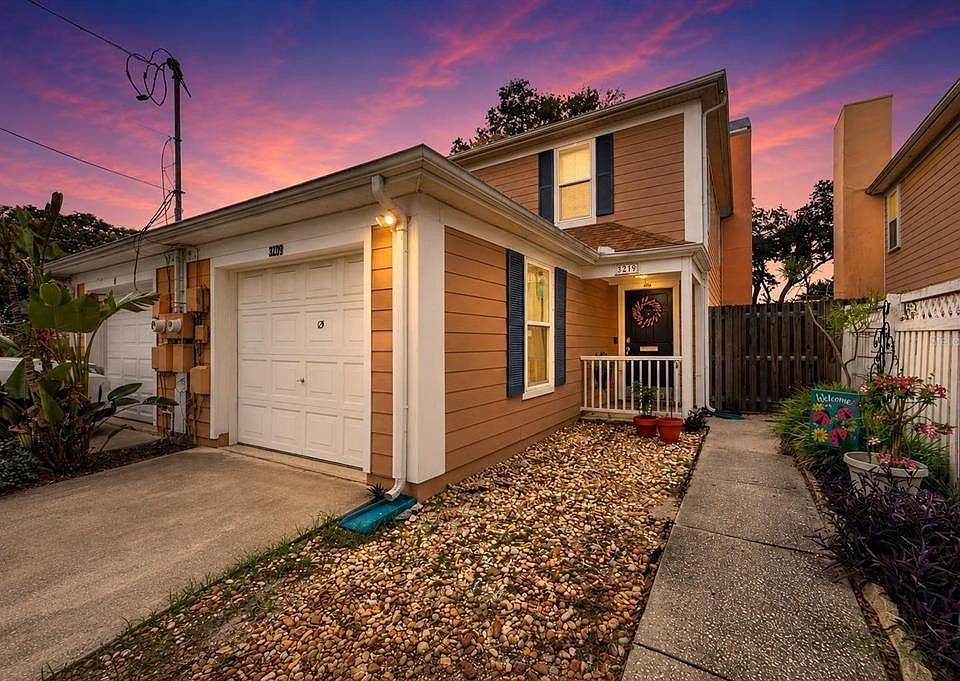 1st image of 3219 W SANTIAGO STREET #B