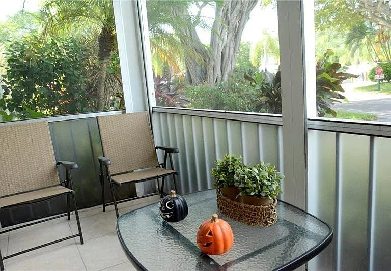 6499 Bay Club Dr #2 — Photo 24