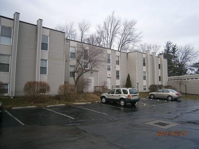 1st image of 1633 Cedarwood Dr APT 121