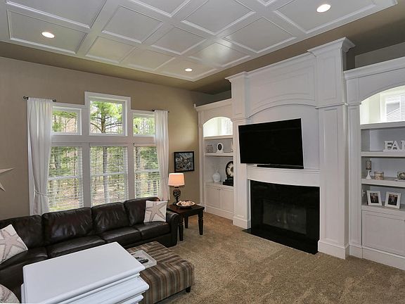 3rd image of 16438 W Willow Dr