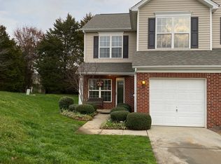 3218 Summerfield Ridge Ln, Matthews, NC 28105