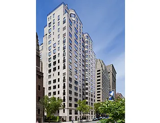 530 Park Avenue in Lenox Hill