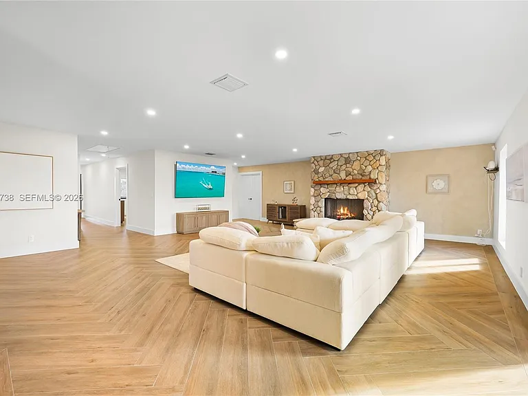 3320 SW 121st Ave — Photo 41