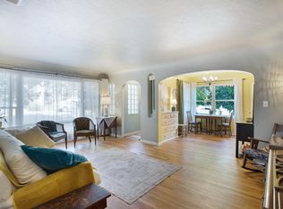 784 Lakeview Dr, Redding, CA 96001