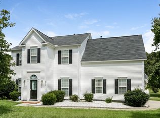 9935 Sweet Plum Dr, Charlotte, NC 28215
