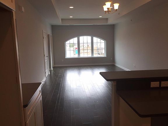3rd image of 5572 Arbor Chase Dr #73