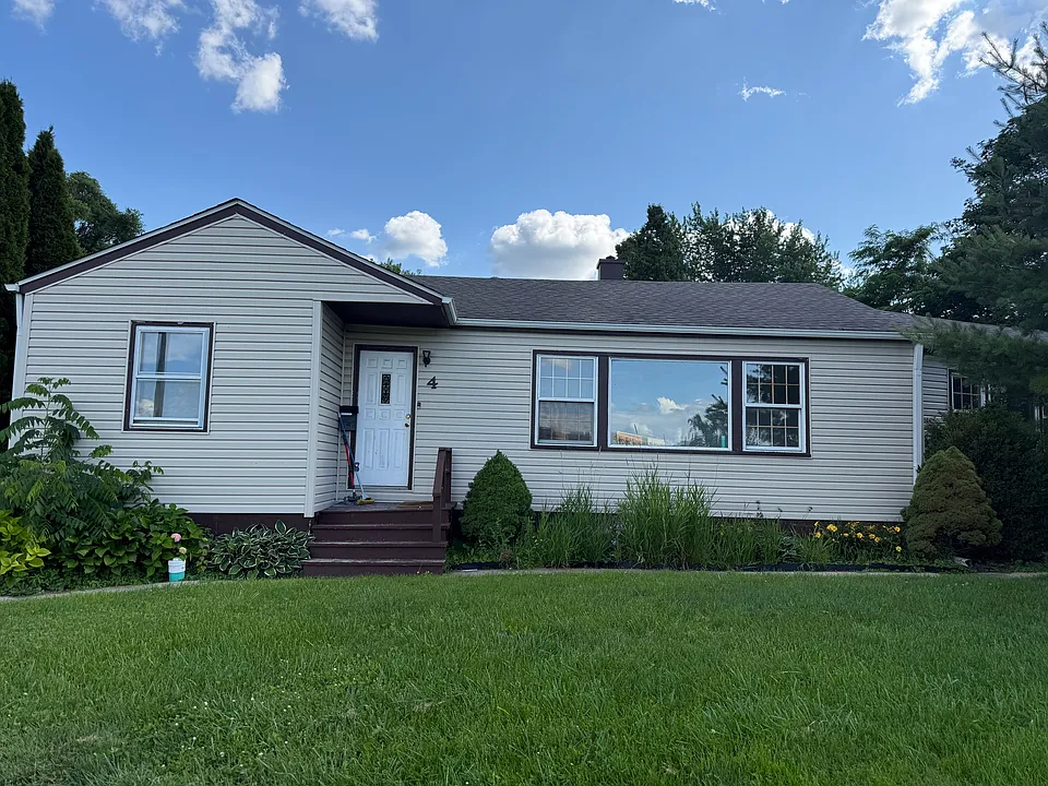 4 Linden Ave