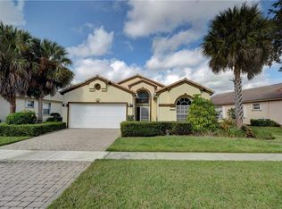 937 NW Mossy Oak Way, Jensen Beach, FL 34957