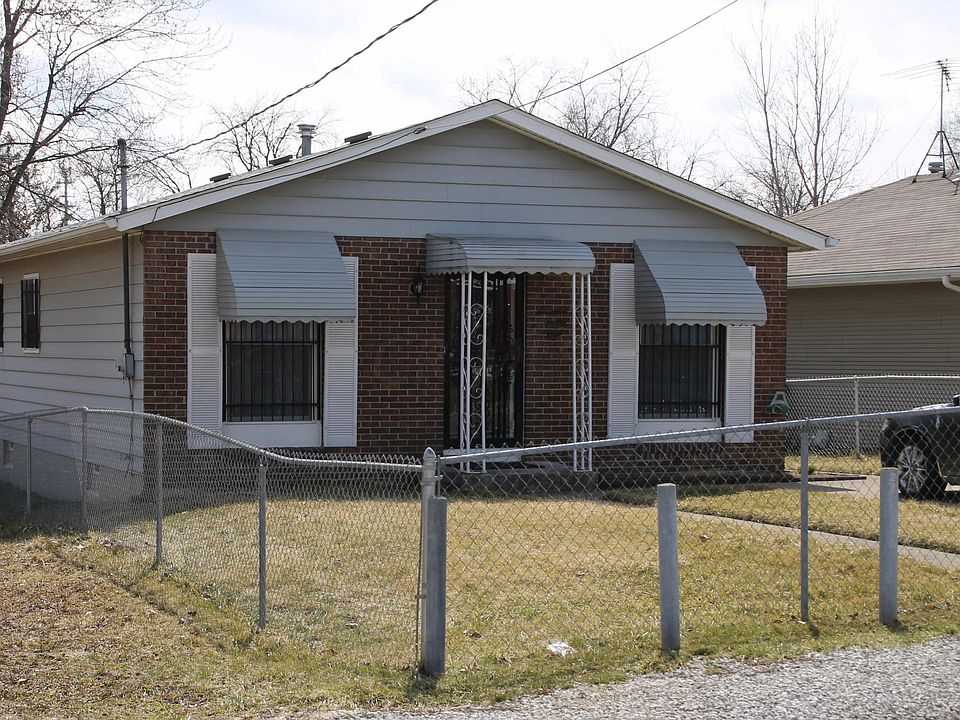 1st image of 1721 E 25th Ave