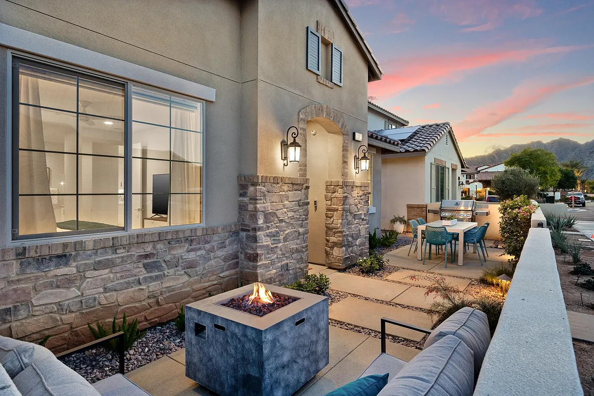 Outdoor Patio Seating - 80352 Kiawah Is