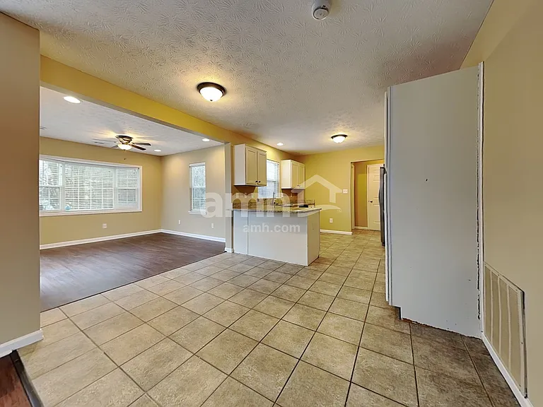 1195 Trish Ct — Photo 10