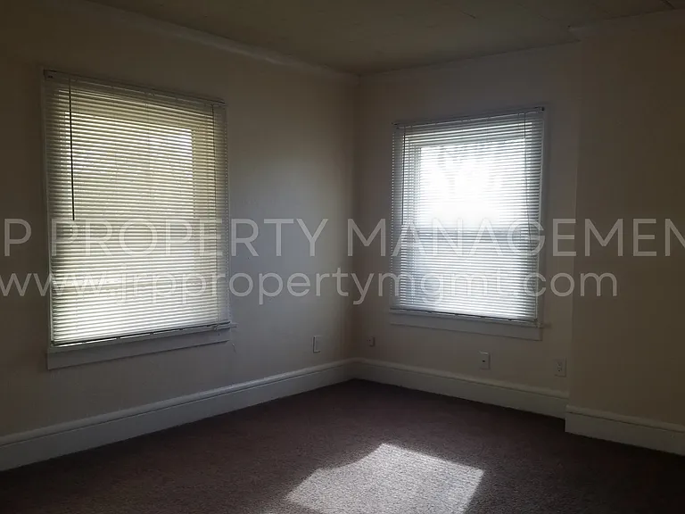 412 N West Ave #2 — Photo 16