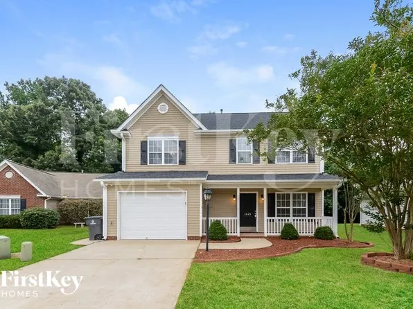 5849 Bushberry Ct, Winston Salem, NC 27105