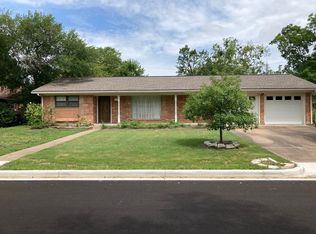 1103 Goode Dr, College Station, TX 77840