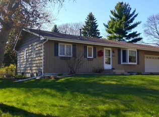 7300 Melody Dr NE, Fridley, MN 55432