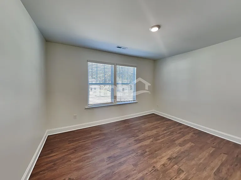 7416 Garrett Ct — Photo 27