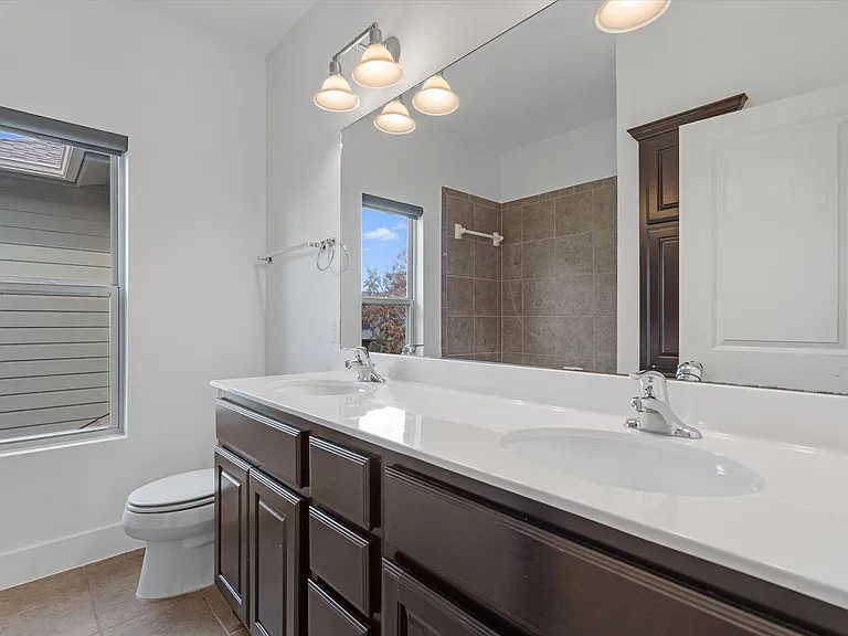 3120 Tom Miller St — Photo 24
