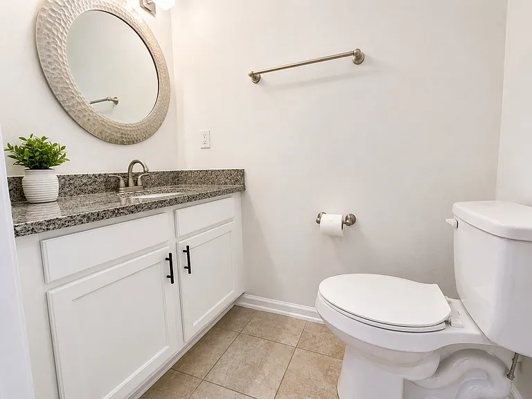 2049 Flushing Ct #2049 — Photo 10
