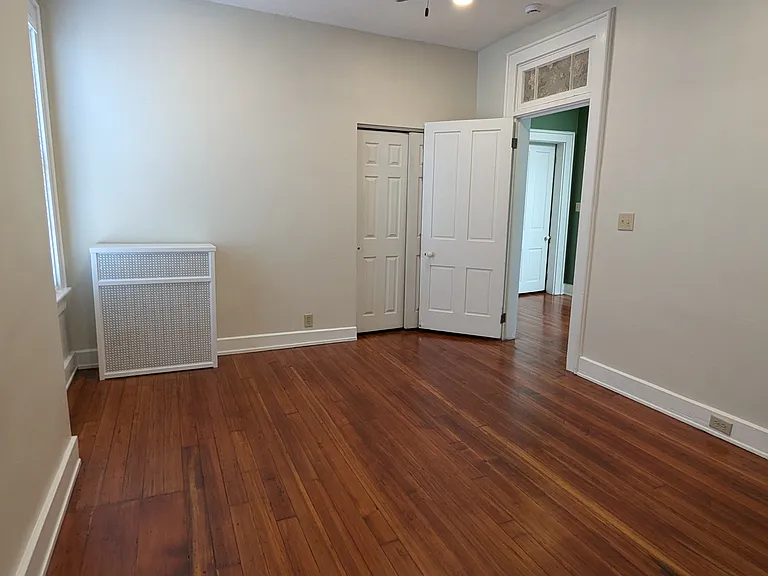 1332 Broadway St — Photo 17