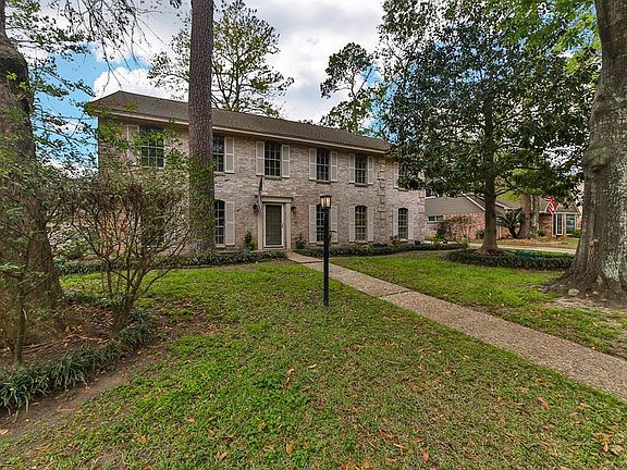 2nd image of 11719 Glenway Dr