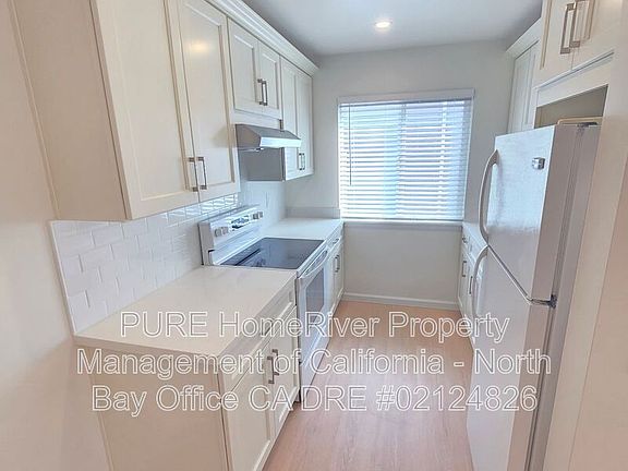2nd image of 340 Kentucky St APT B