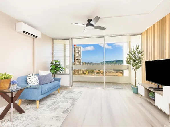 555 University Ave APT 1904, Honolulu, HI 96826