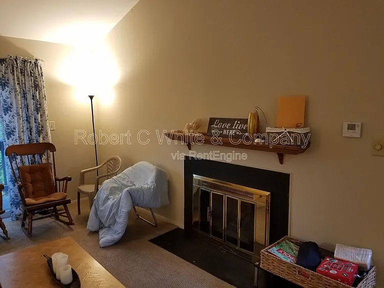 35 Glenview Dr — Photo 5
