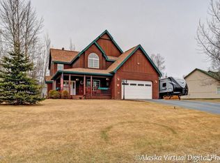 10835 E Black Eyed Susan Ln, Palmer, AK 99645