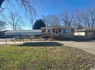 212 Springfield Ave, Anna, IL 62906