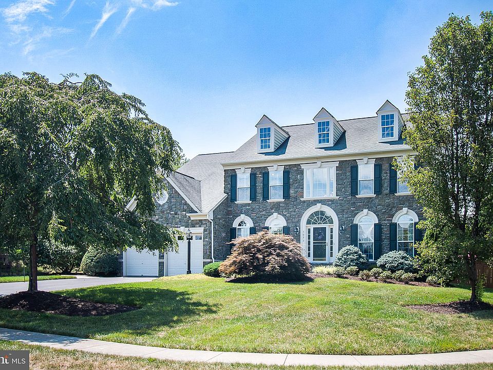 1st image of 5022 Grand Beech Ct