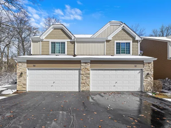 52 Cambridge Ave, Streamwood, IL 60107