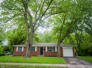 21 Roderick Ct, Beech Grove, IN 46107