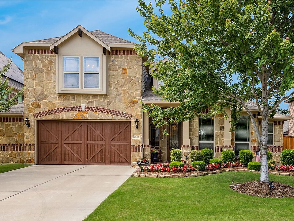 1st image of 2828 Mariposa Dr
