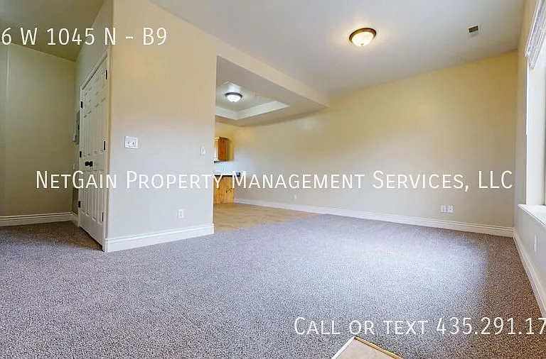 576 W 1045 N #B9 — Photo 20