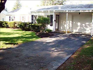 1st image of 15 Carlton Dr