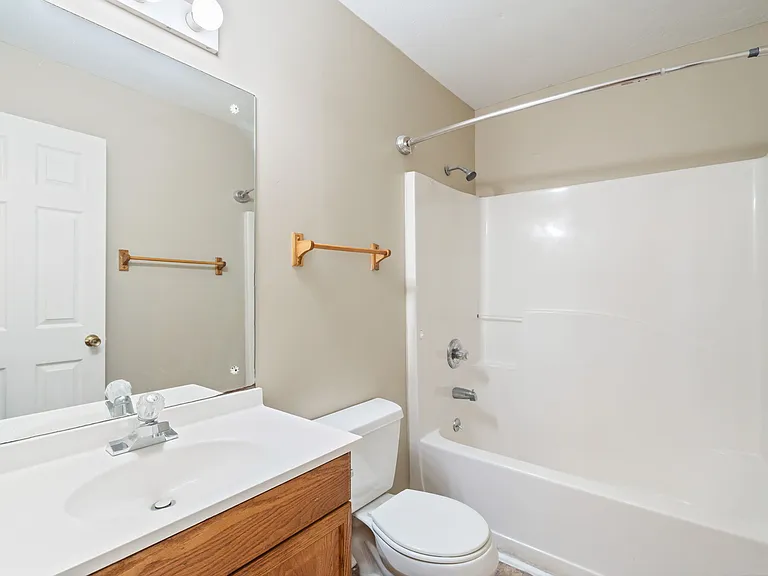 422 Cedar Ave #A — Photo 18