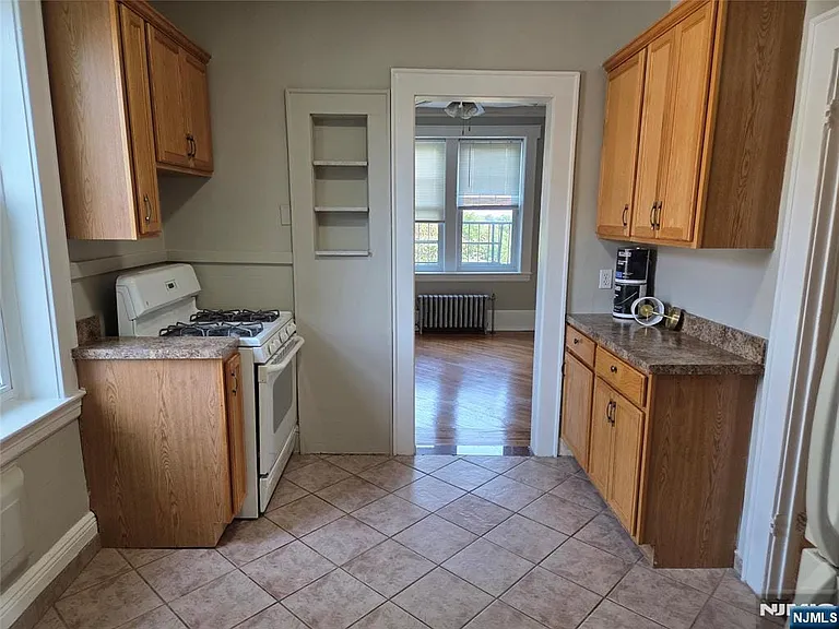22 Seymour St #6 — Photo 17
