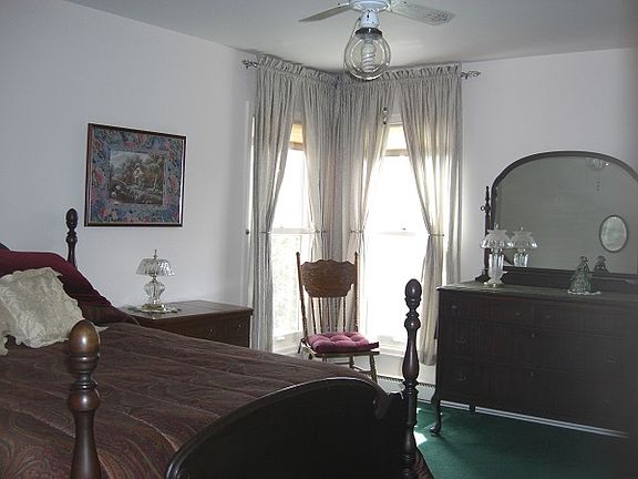 5th image of 5797 Birchcrest Dr
