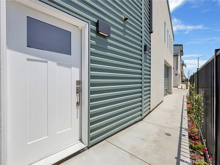 12514 Andre Ln — Photo 2