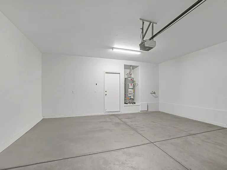 11273 Accademia Ct — Photo 10