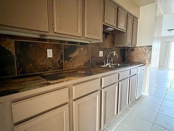 4th image of 6736 W Fuqua Dr