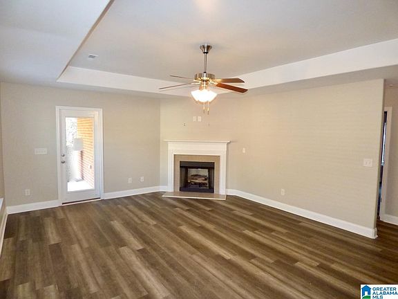 5th image of 371 Ivy Hills Cir